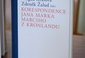 Cenu za nejlepší překlad získali Kateřina Šolcová, Magda Králová a Zdeněk Žalud za knihu <em>Korespondence Jana Marka Marciho z Kronlandu</em>.<br>Foto Josef Landergott / Akademie věd ČR 