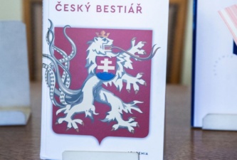 Nejprodávanější knihou roku 2024 z produkce Nakladatelství Academia je <em>Český bestiář</em> Jiřího Padevěta.<br>Foto Josef Landergott / Akademie věd ČR